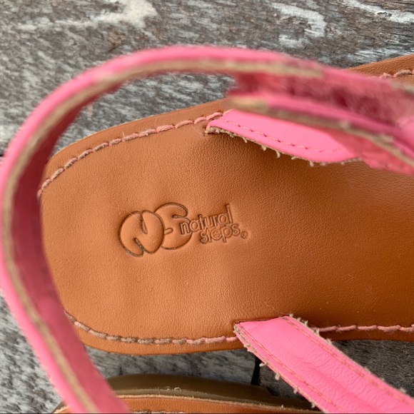 Natural Steps Pink Ruffle Sandals - Picture 2 of 8